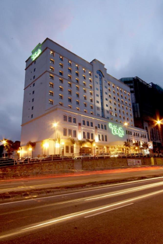 Hotel Crystal Crown 3*